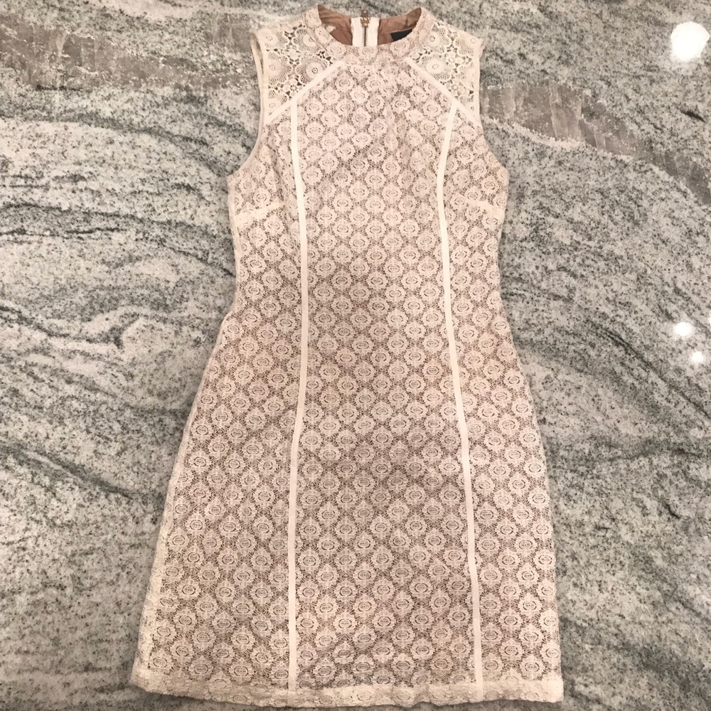 Lace bodycon